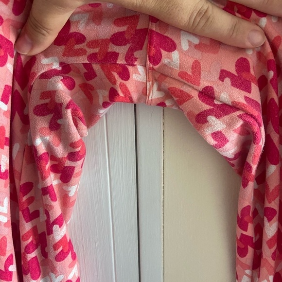 LuLaRoe‎ Tall & Curvy Valentine Heart Leggings - Picture 5 of 8